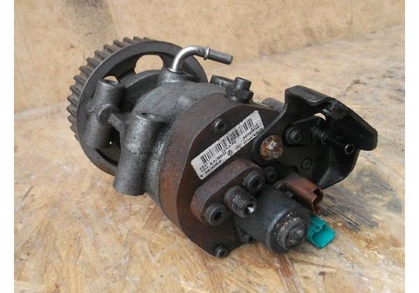 Паливний насос високого тиску (ТНВД) Renault 1.5 dci, DELPHI R9042A070A, 8200057225, 8200707450, 8200577990